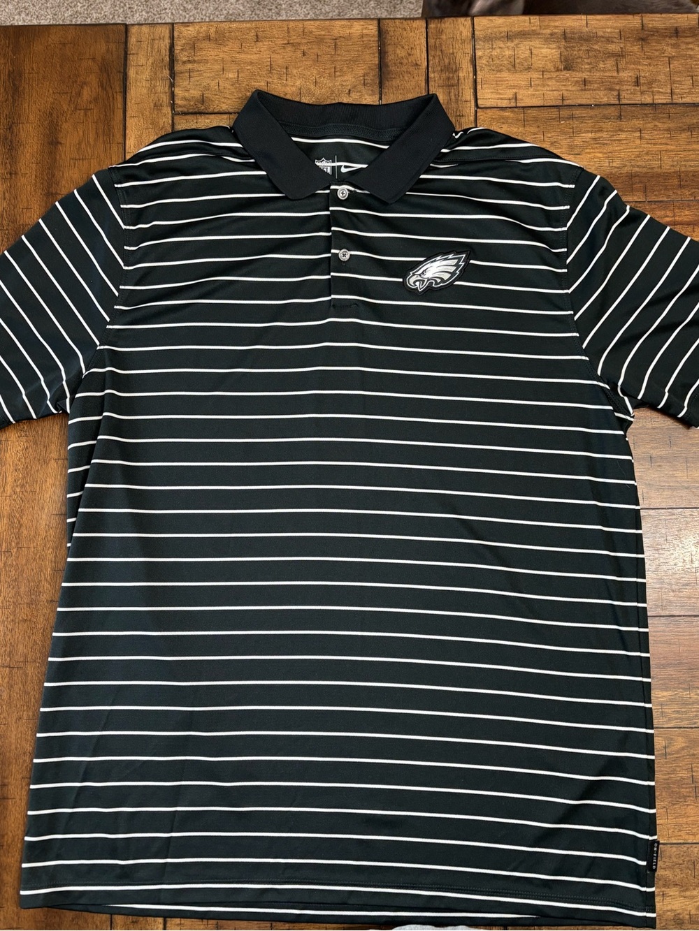 Nike Dry fit NFL Philadelphia Eagles Men’s Black Polo with White Stripes